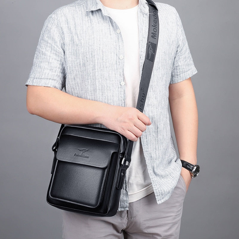 Bolsa Masculina lateral de Couro Forms