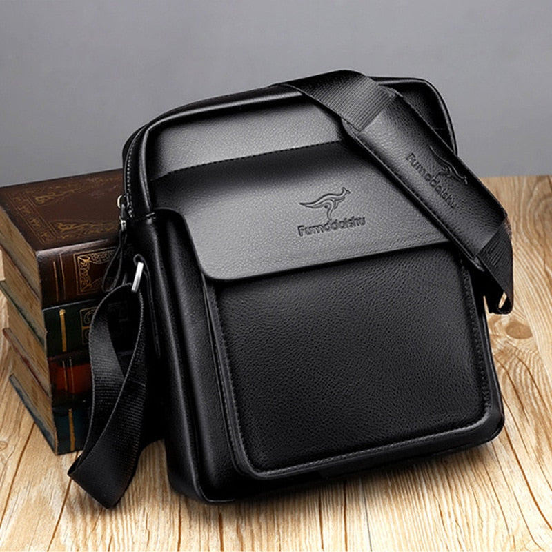 Bolsa Masculina lateral de Couro Forms
